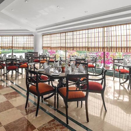Sarovar Portico Surajkund New Delhi Buitenkant foto